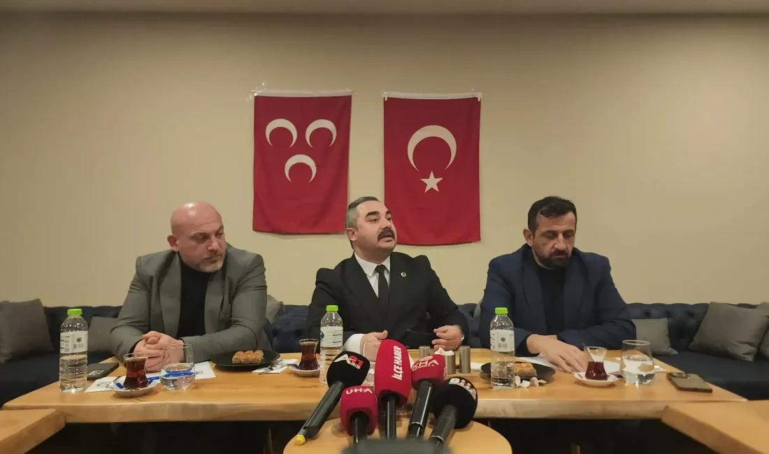 MHP Sancaktepe İlçe Başkanı Hakan Şahinoğlu, yerel basın temsilcileriyle gerçekleştirdiği