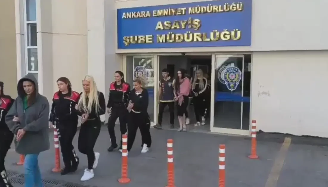Kızılcahamam Cumhuriyet Başsavcılığı koordinesinde yürütülen operasyonda, aralarında Tuğba Ekinci'nin de