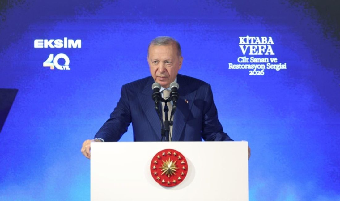Cumhurbaşkanı Recep Tayyip Erdoğan, Tophane-i Amire'de düzenlenen sergide, en utanç