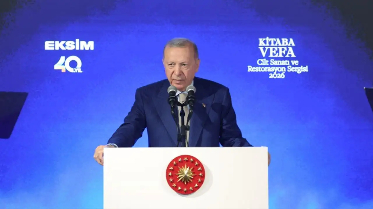 Cumhurbaşkanı Recep Tayyip Erdoğan, Tophane-i Amire'de düzenlenen sergide, en utanç