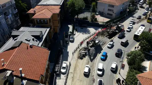 Eyüpsultan-Bayrampaşa Tramvay Hattı yapımı öncesinde Hz. Halid Bulvarı'nda altyapı yenileme
