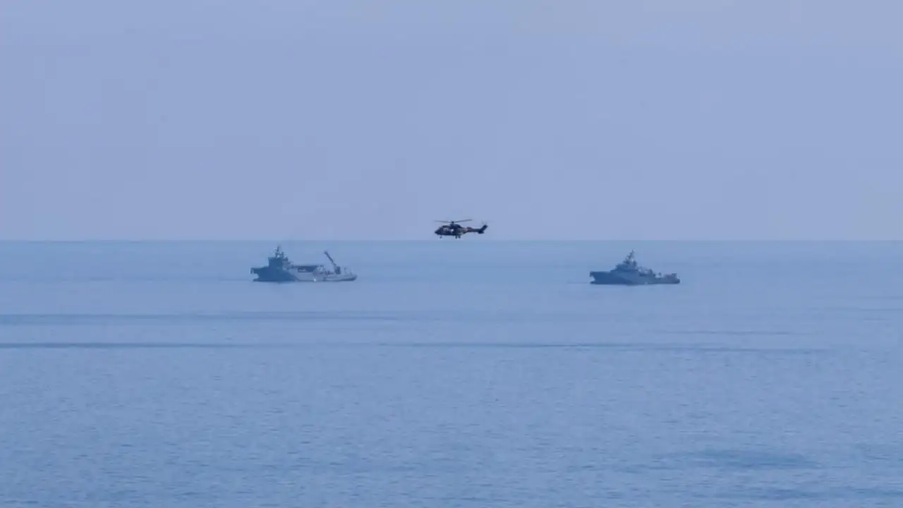 KKTC'nin Girne açıklarında batan Filo Jet adlı yolcu gemisinde sürdürülen