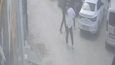 Adıyaman'da erkek arkadaşının şiddet uyguladığı kadına yardım etmek isteyen bir