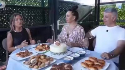 Daha önce abi dediği Kani Kundi Beyefendi ile ilişki yaşamaya