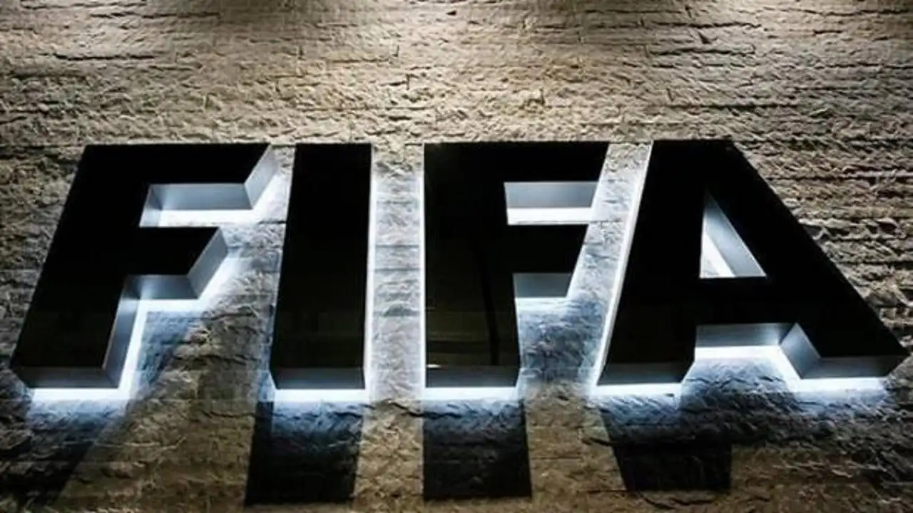 Adana Demirspor’a, FIFA Disiplin Komitesi kararları doğrultusunda 4 dosyadan 24