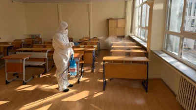 Fatih Belediyesi, yeni eğitim yılı öncesi okullarda ilaçlama ve dezenfeksiyon