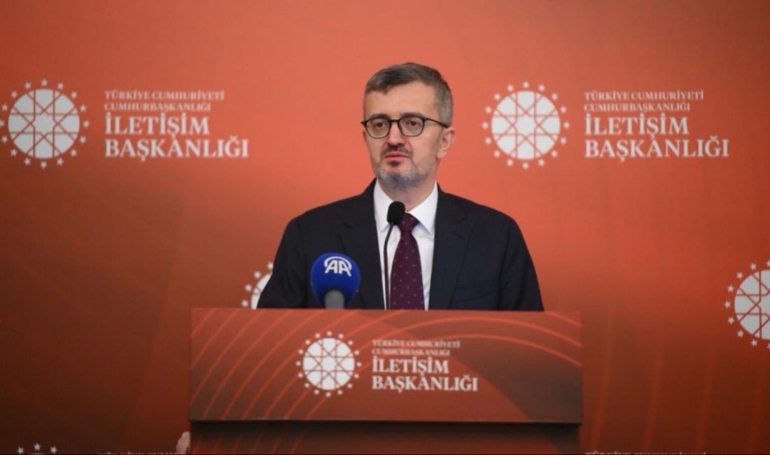 İletişim Başkanı Burhanettin Duran, Dezenformasyona Dur De kampanyasına destek veren