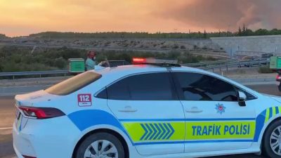 Antalya'da devam eden yangın felaketinin ardından bölgeye hareket eden kuryeler,