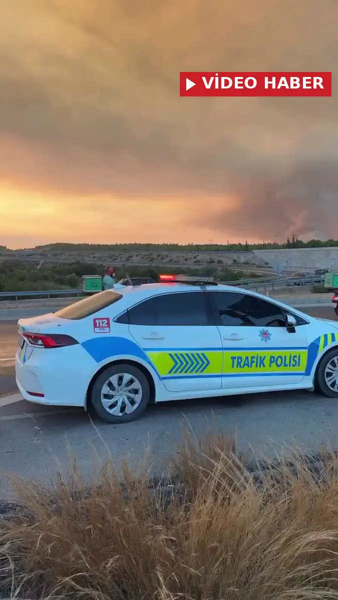 Antalya'da devam eden yangın felaketinin ardından bölgeye hareket eden kuryeler,