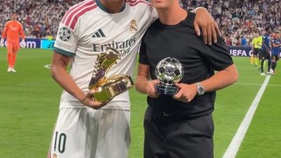 UEFA Şampiyonlar Ligi'nin resmi sosyal medya hesabından Kylian Mbappe ile