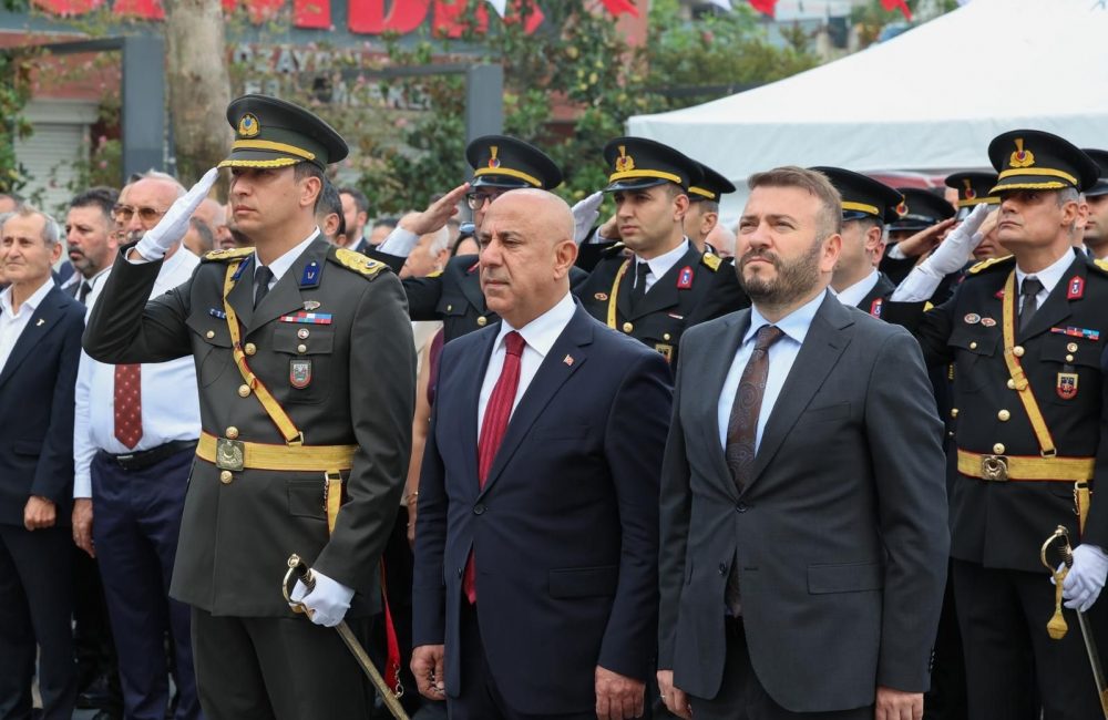 Arnavutköy'de 30 Ağustos Zafer Bayramı'nın 104. yıl dönümü, resmi törenler,