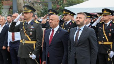 Arnavutköy'de 30 Ağustos Zafer Bayramı'nın 104. yıl dönümü, resmi törenler,