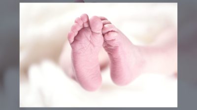 Otuz dört yıl sonra tüp bebek tedavisiyle dünyaya gelen ikiz
