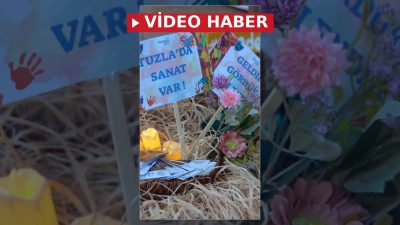 Tuzla Belediyesi'nin düzenlediği Dinlendiren Melodiler konserinde Akademi Sanat öğrencileri sahne
