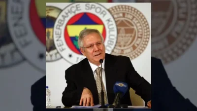 Spor yorumcusu Ahmet Çakar, Aziz Yıldırım'a seslenerek İsmail Kartal'ın görevden