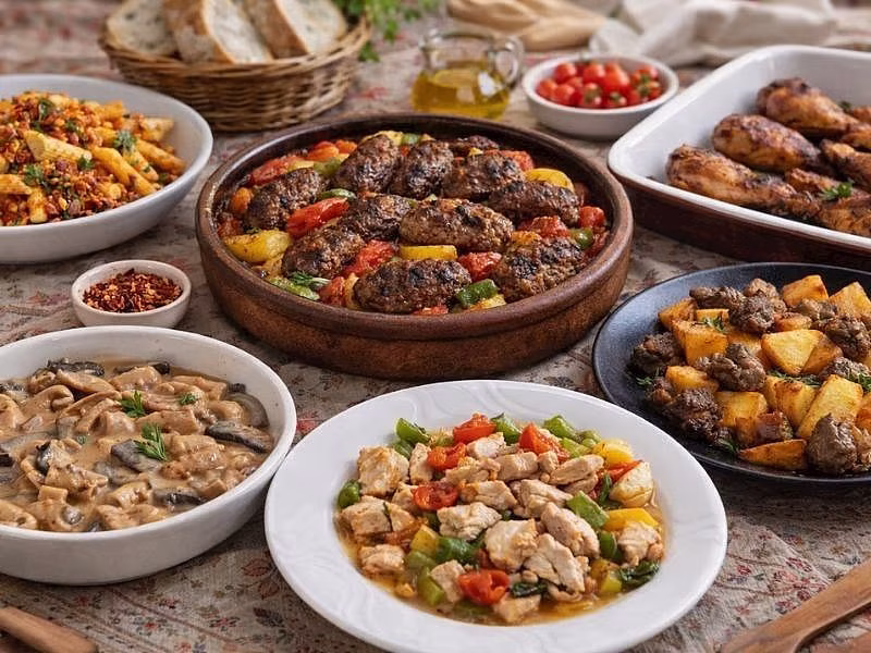Adet: Bugünün ana yemek, soğuk yemek, salata ve tatlı menüsü.