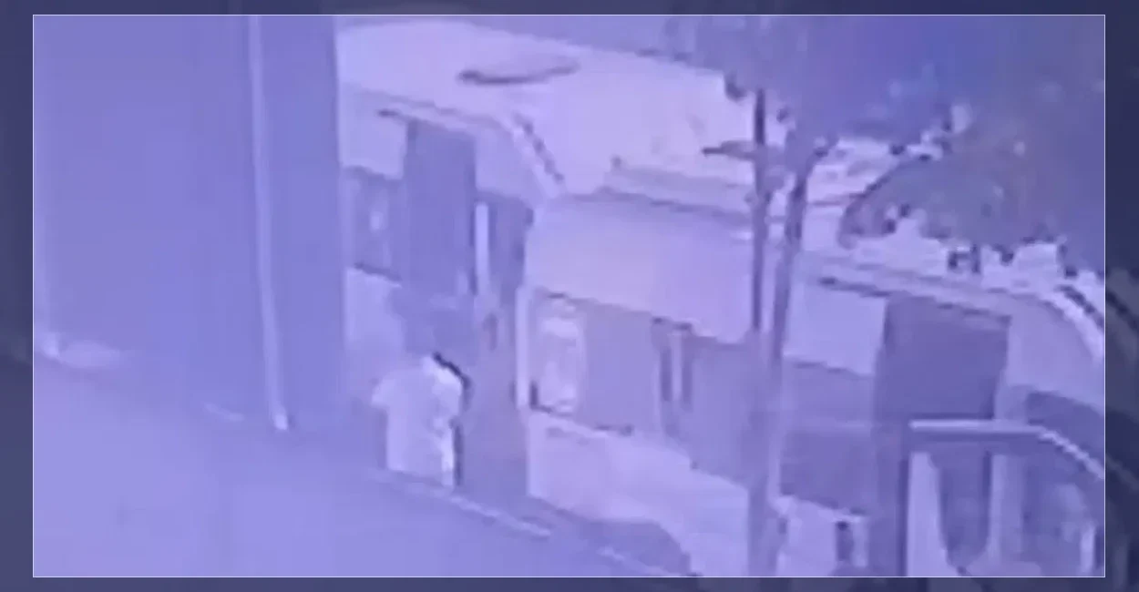 Arnavutköy’de Servis Şoförüne Silahlı Saldırı