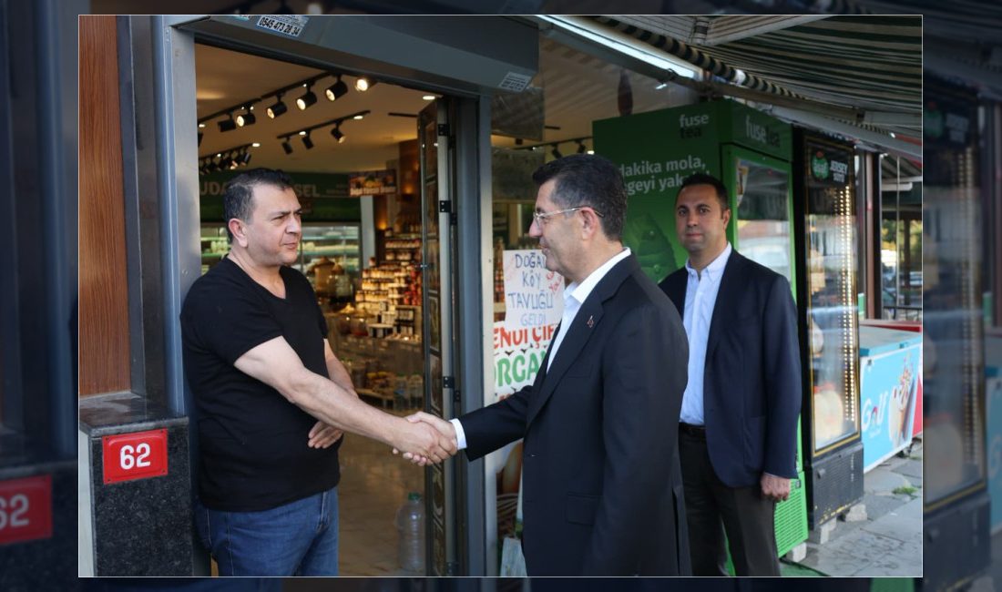 Çekmeköy Belediyesi Başkanı Orhan Çerkez, Merkez Mahalle esnafını ziyaret ederek