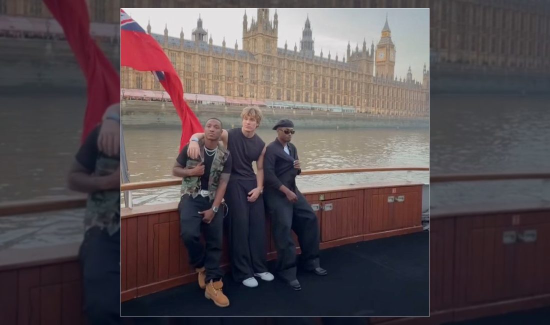 Netflix yarışmasıyla kurulan Soulidified grubu, Londra'daki Manifest lansmanına katılarak dikkatleri