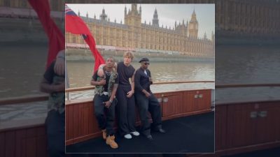 Netflix yarışmasıyla kurulan Soulidified grubu, Londra'daki Manifest lansmanına katılarak dikkatleri