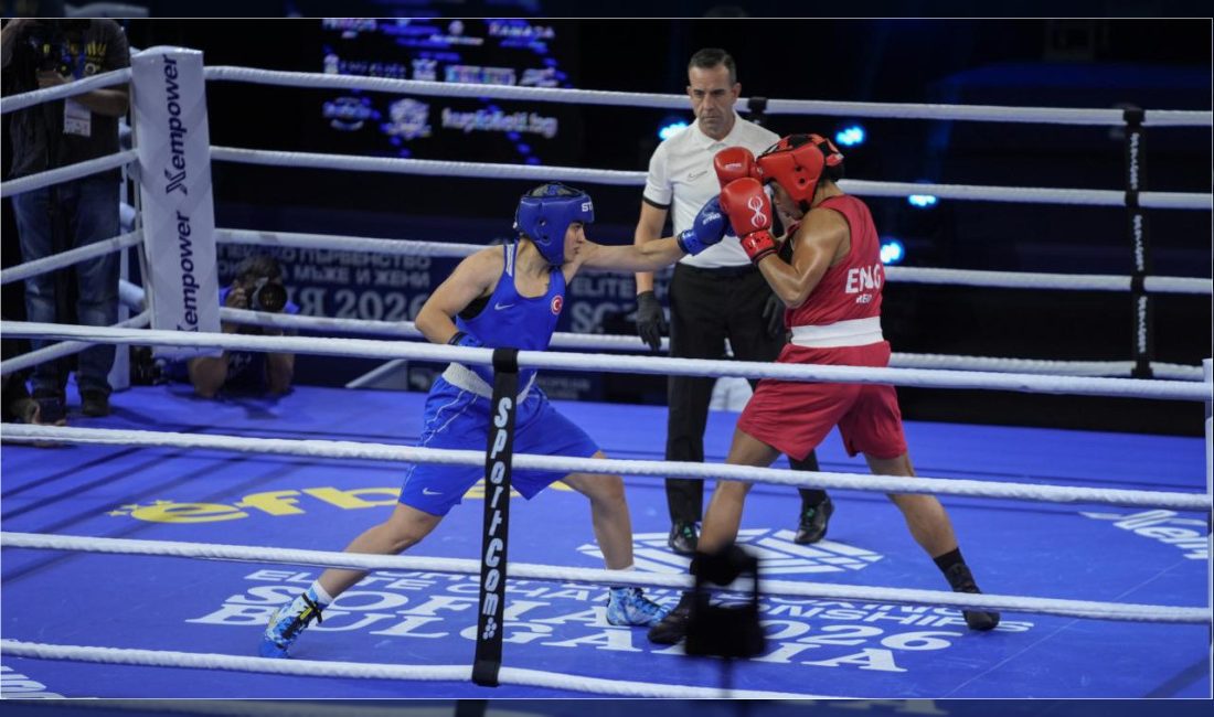 Bulgaristan'ın başkenti Sofya'da düzenlenen Avrupa Boks Şampiyonası'nda milli sporcular 4