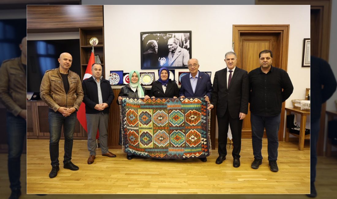 Şile Borsa İstanbul Halk Eğitimi Merkezi Müdürü Yüksel Urun ve