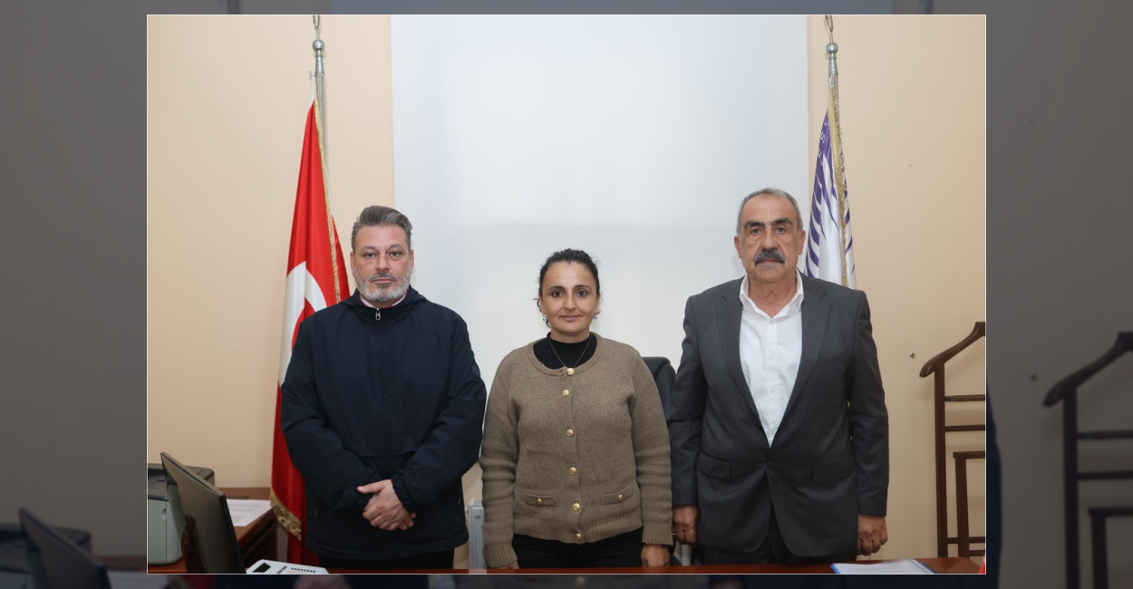 Heybeliada Ruhban Okulu Başrahibi Aravissou Kassianos, Adalar Belediyesi Başkan Vekili