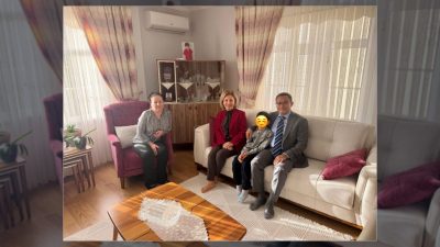 Bağcılar Kaymakamı Abdullah Uçgun ve eşi Duygu Uçgun, ilçedeki koruyucu