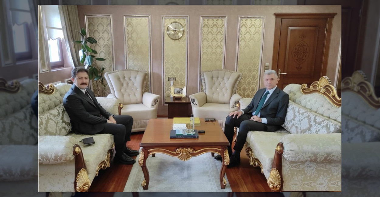 Mülkiye Müfettişi Aziz Oğuz Alemdaroğlu, Eyüpsultan Kaymakamı Dr. Arslan Yurt'u