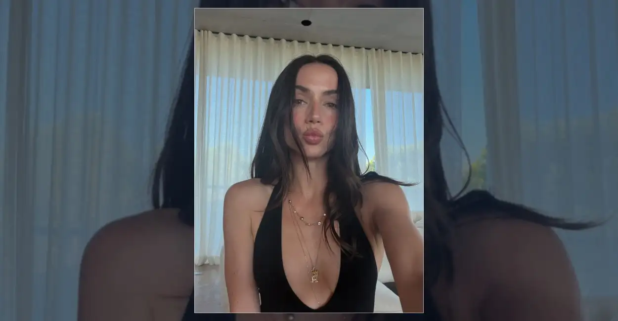 Ana de armas tatil pozları: Ünlü oyuncu Ana de Armas,