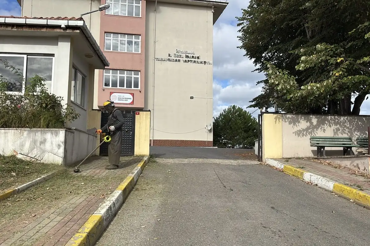 Şile Belediyesi okullarda bakım ve onarım çalışması başlattı