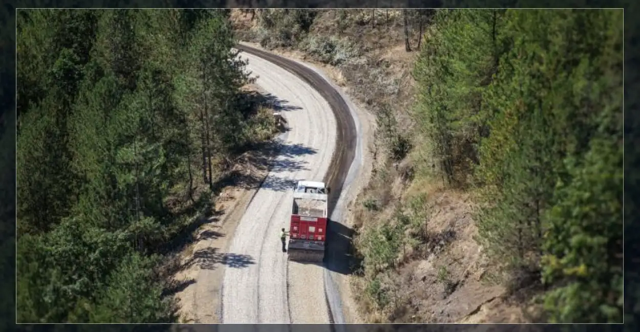 Bursa Büyükşehir Belediyesi 3 İlçede 50 Kilometrelik Yolu Yeniledi