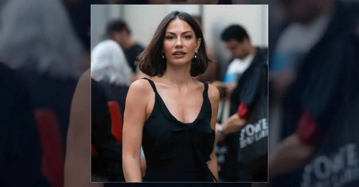 Başarılı oyuncu Demet Özdemir, prestijli Toronto Film Festivali'ne katılarak kırmızı