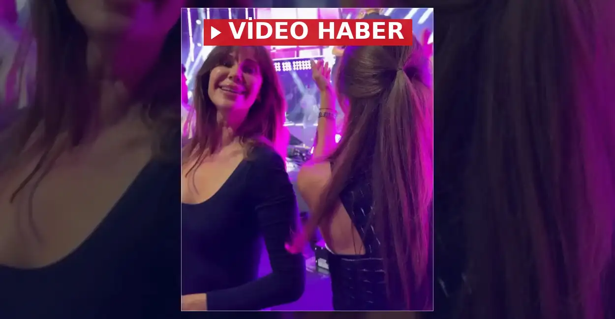 Demet Şener, yakın arkadaşı Ebru Şallı ile birlikte katıldığı Ajda