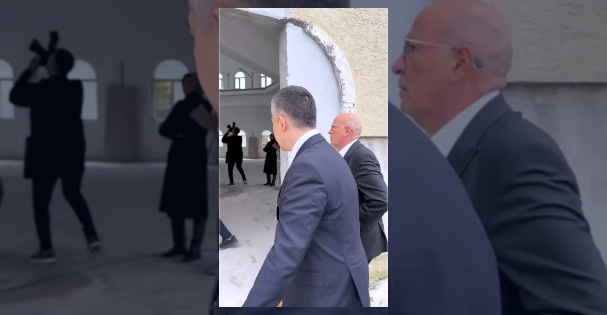 Esenyurt’ta Azad Topuz Camii İnşaatı İncelendi