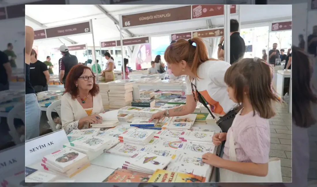 Maltepe Belediyesi II. Kitap Günleri'nde çocuk yazarları Sevim Ak ve
