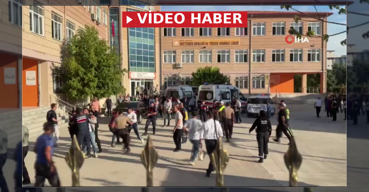 Manisa’daki Okul Saldırısı Sonrası Velilerden Tepki