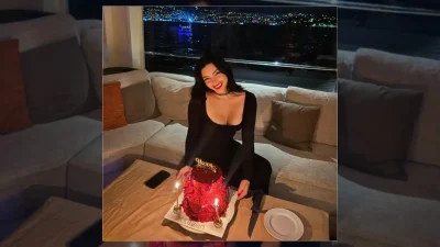 Merve Boluğur, otuz dokuzuncu yaş gününü kutladığı özel geceden çekilen