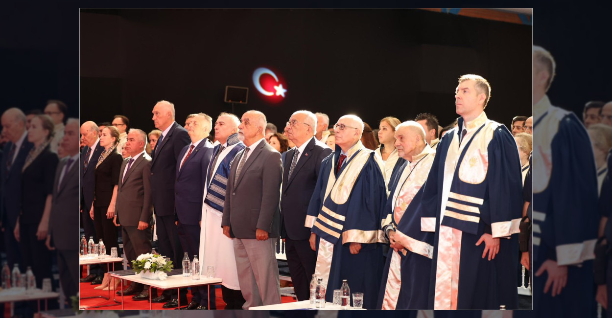 Şile Belediyesi Işık Üniversitesi Törenine Katıldı