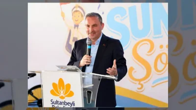 Sultanbeyli Belediye Başkanı Ali Tombaş, 2. Toplu Sünnet Şöleni'nde çocukların