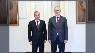 Sultanbeyli Belediye Başkanı Ali Tombaş, İZÜ Rektörü Prof. Dr. İsmail