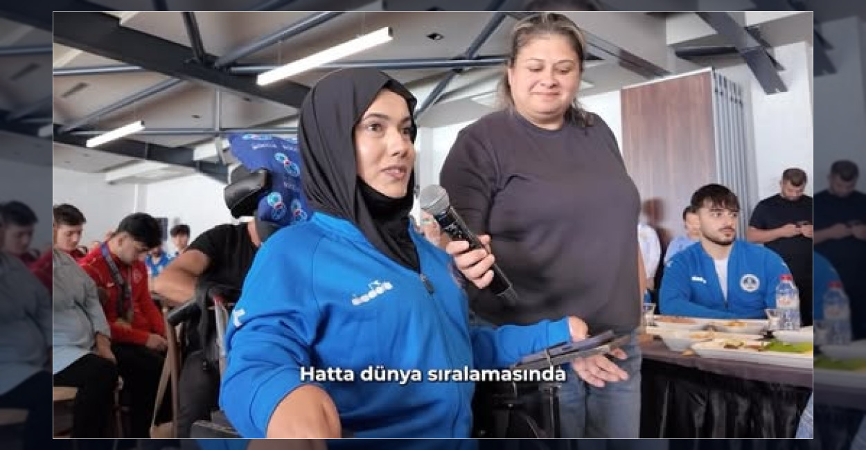 Tahir Büyükakın Kağıtsporlu Sporcularla Buluştu