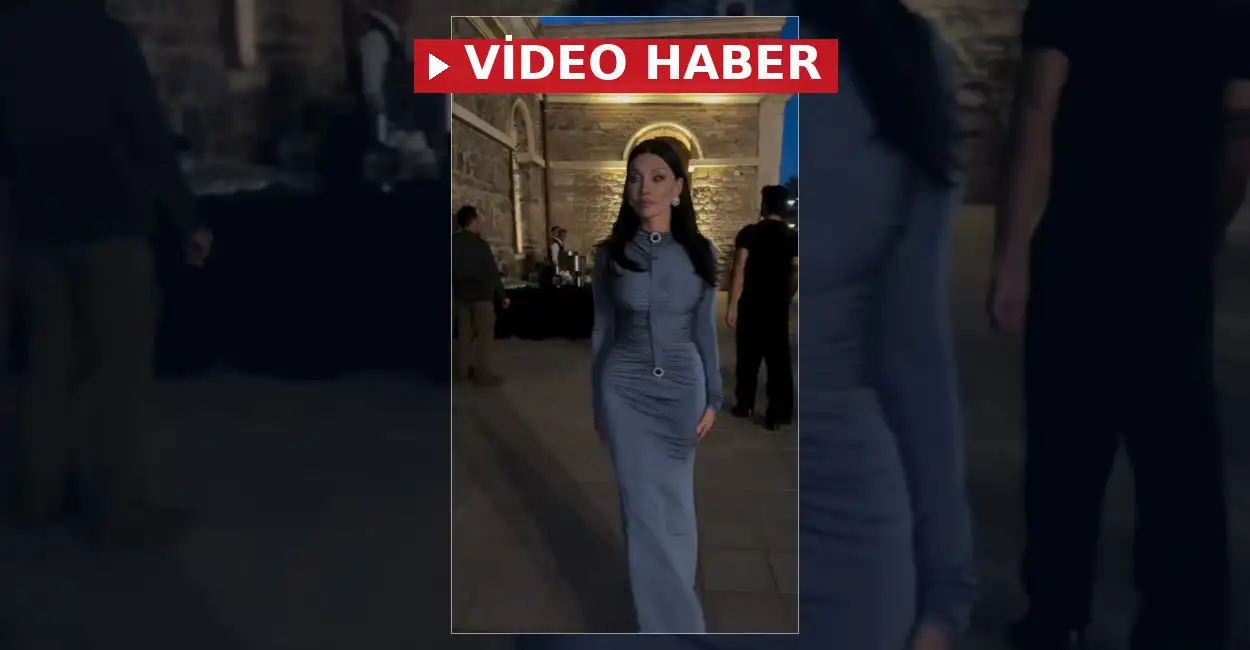 Ünlü şarkıcı Umut Akyürek sosyal medya hesabından yaptığı esprili ve