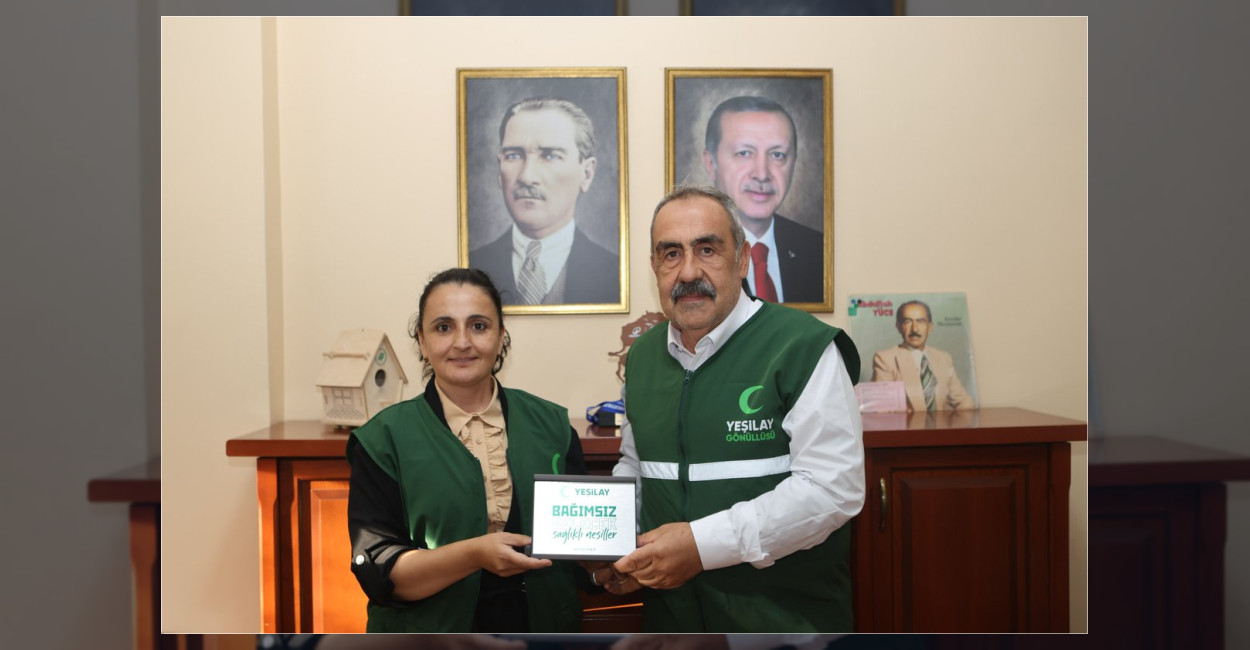 Adalar Yeşilay Şube Başkanı Yalap’tan Türkyılmaz’a Ziyaret