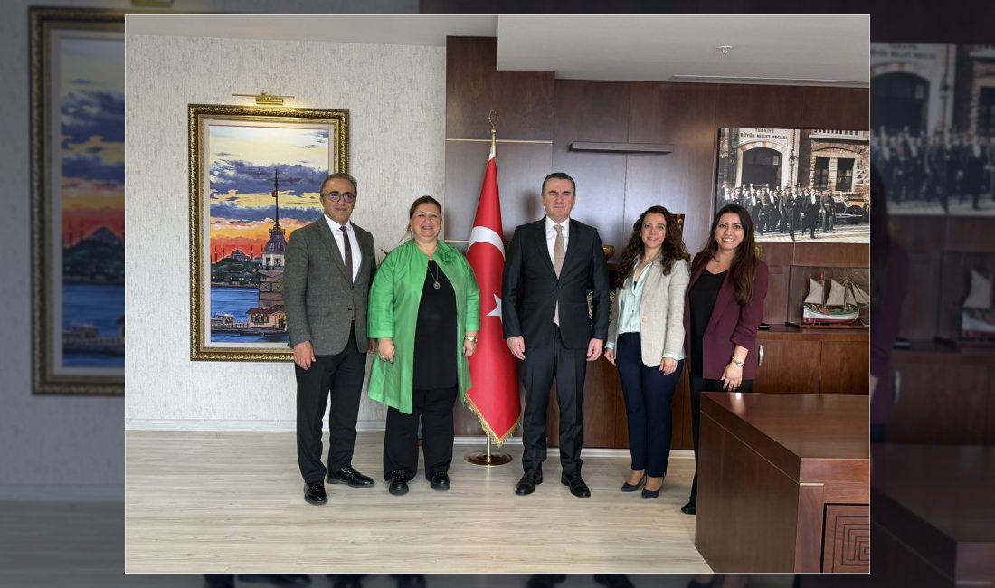 Özel Uğur Okulları Kurtköy Kampüsü Müdürü Nazlı Sert ve okul