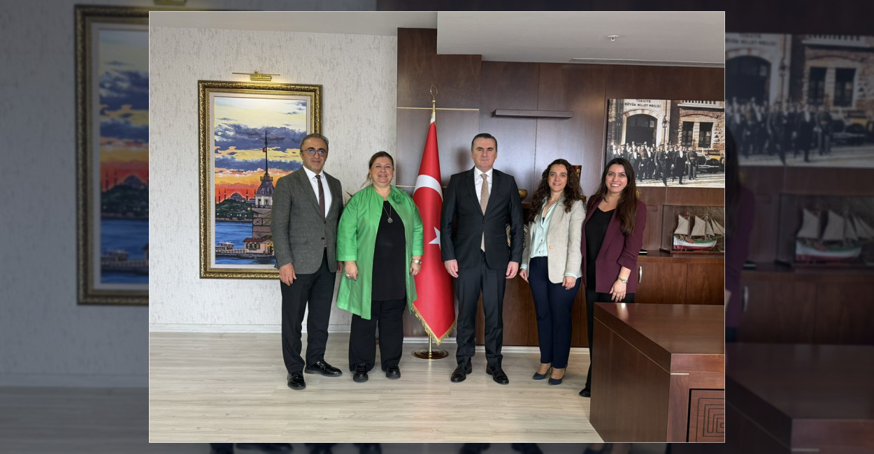Özel Uğur Okulları Kurtköy Kampüsü Müdürü Nazlı Sert ve okul