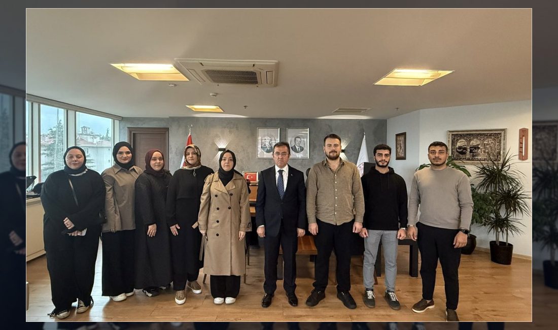 TÜGVA Sarıyer İlçe Temsilcisi Enes Şahin, Sarıyer Kaymakamı Metin Maytalman'ı