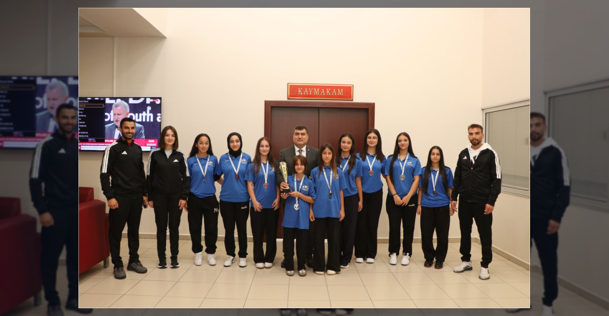 U16 Hokey 5s 2. Lig Play-Off müsabakalarında ikinci olan Ertuğrul