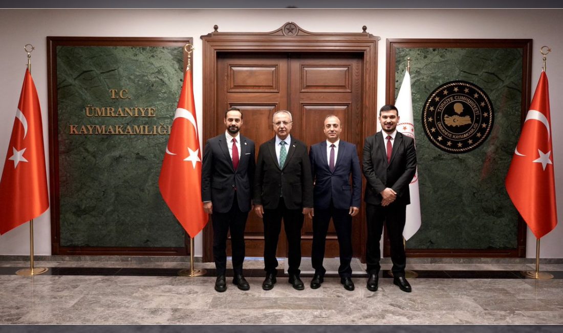 Ümraniye Kaymakamı Yüksel Çelik, banka yöneticileri ve Türkiye İyilik Kulübü