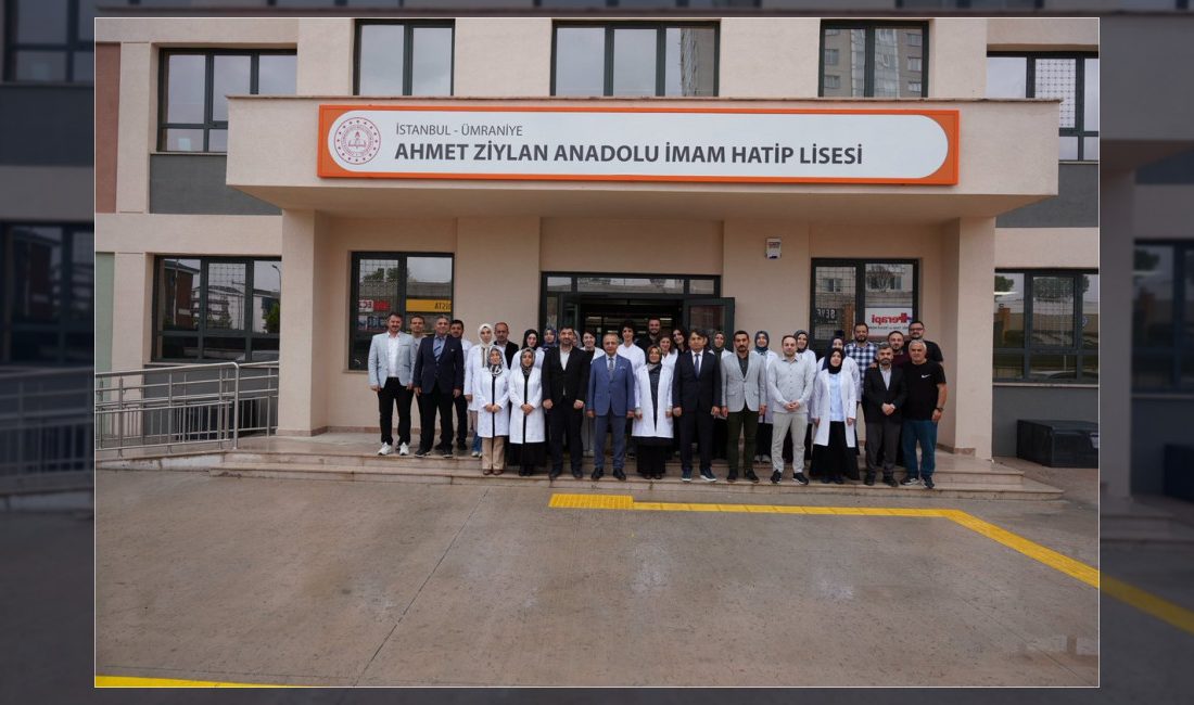 Ümraniye Kaymakamı Yüksel Çelik ve İlçe Millî Eğitim Müdürü Mustafa